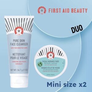🆕*NEW* FIRST AID BEAUTY | MINI | Duo Face Cleaner &Facial Radiance Pads